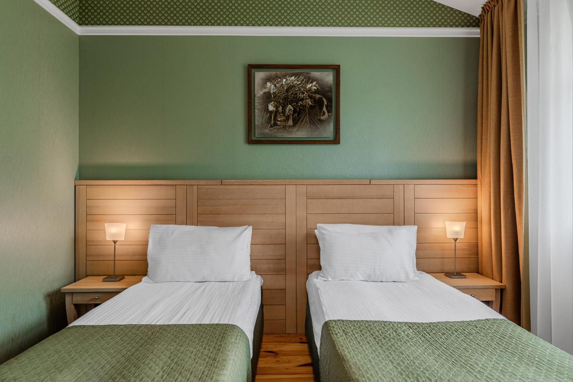 Seasons Spa Boutique Hotel Kozyn Room photo