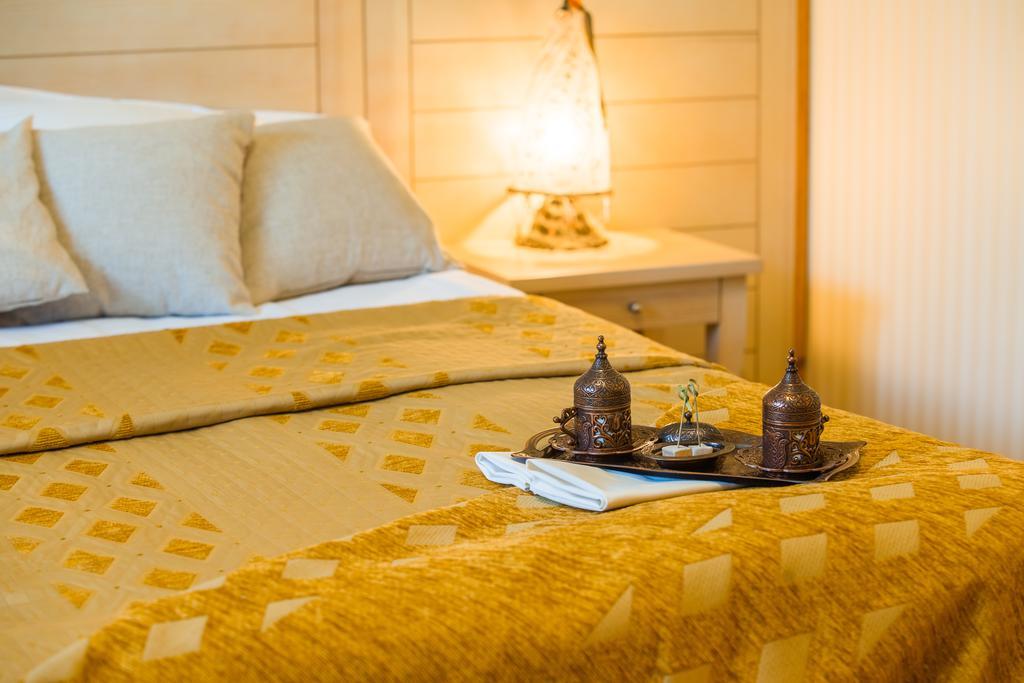 Seasons Spa Boutique Hotel Kozyn Exterior photo